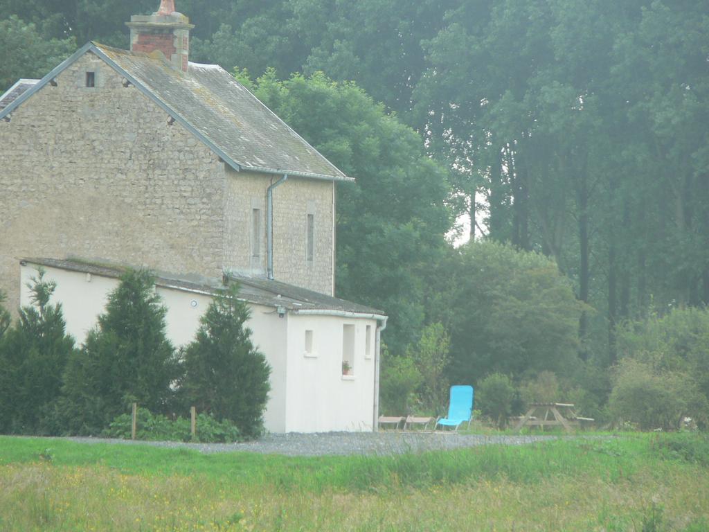Gite De L'Aure Trevieres Exterior foto